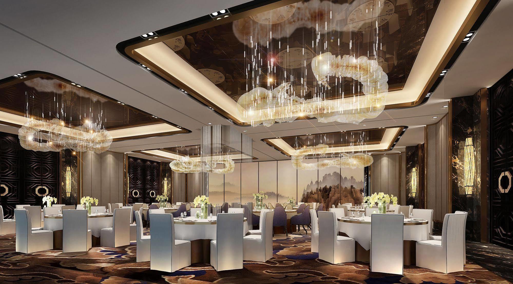 Grand Skylight International Hotel 5*