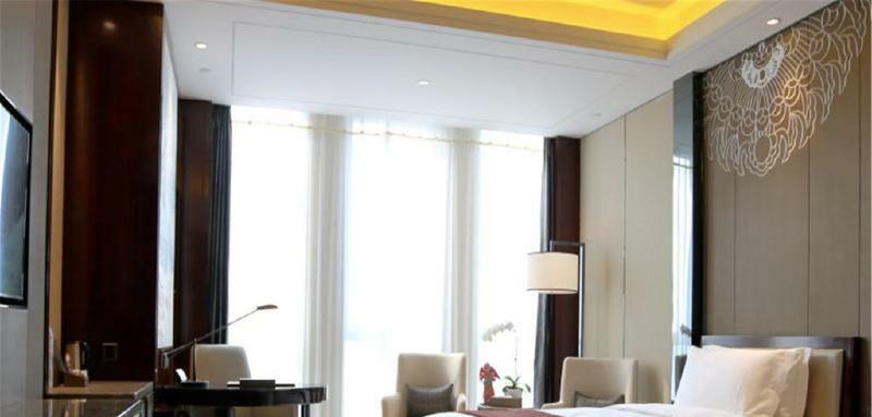 Grand Skylight International Hotel